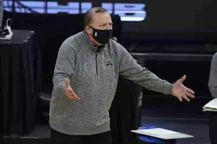  特雷杨30+15，老鹰力克尼克斯  